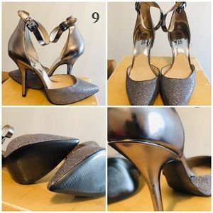 Authentic Michael Kors size 9